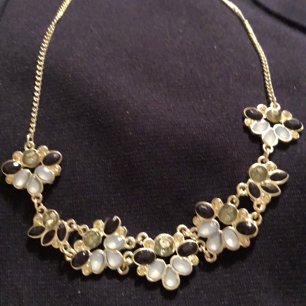 Liz Claiborne Silvertone Necklace with flower blue